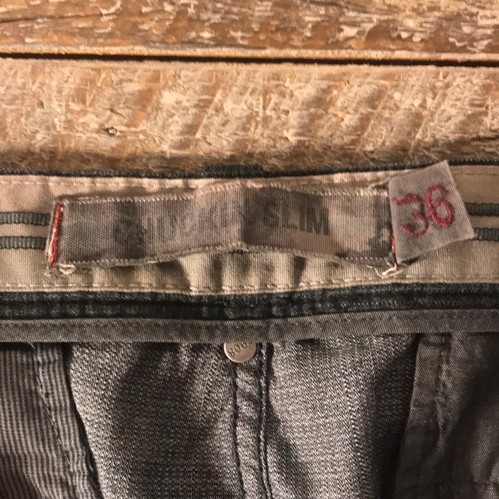 Rare: Chuck Taylor Lightweight Jeans